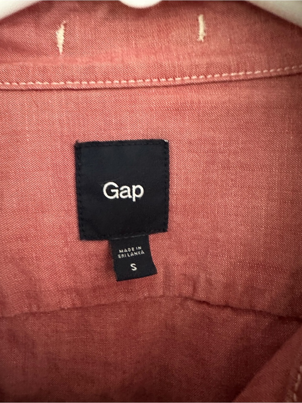 GAP Men's Button-Up Cotton Shirt in Salmon Color - Picture 2 of 8